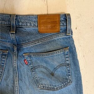 Levi's Straight Leg Women’s Jeans